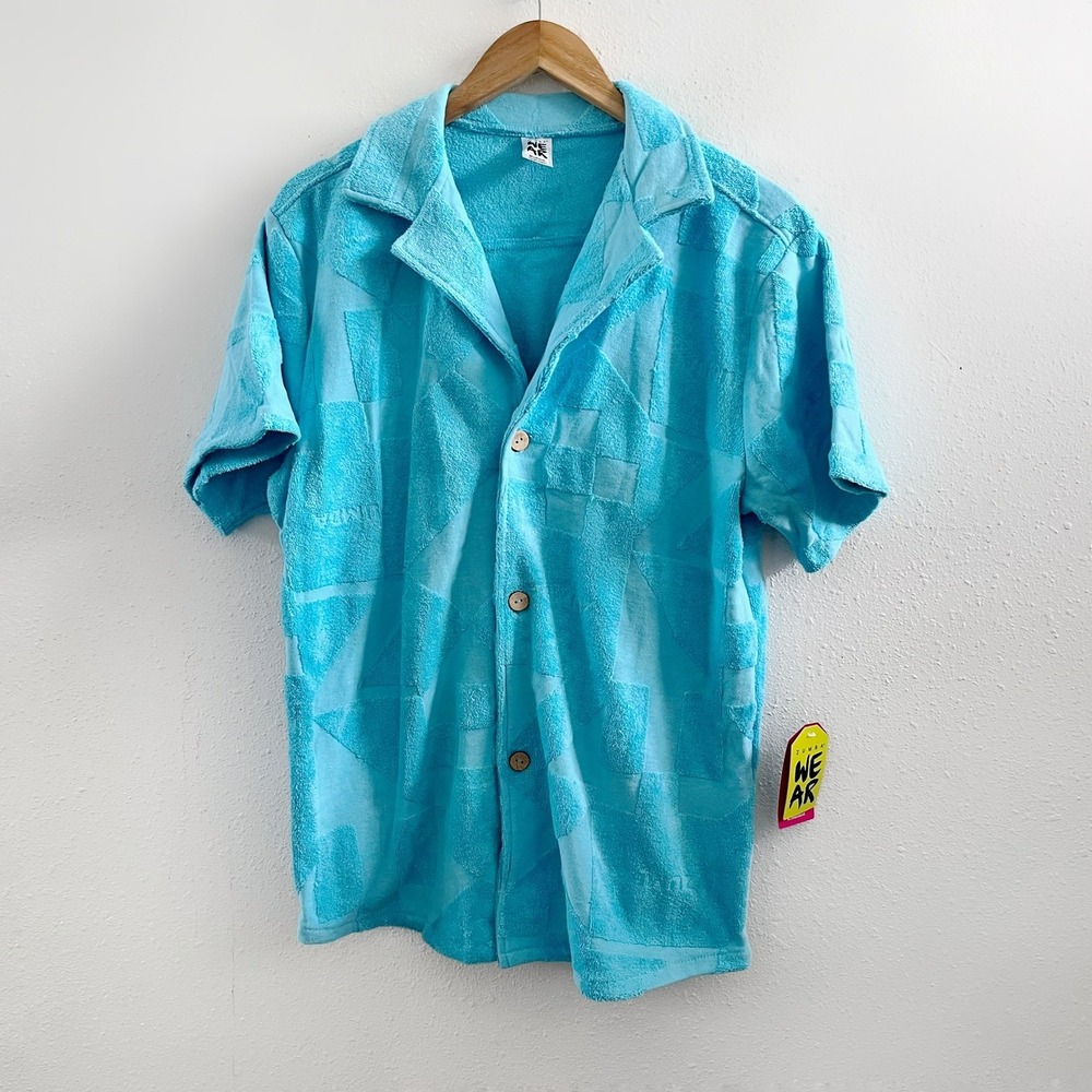 NWT ZUMBA Rays Terry Button Down Shirt Size Medium - Picture 2 of 9